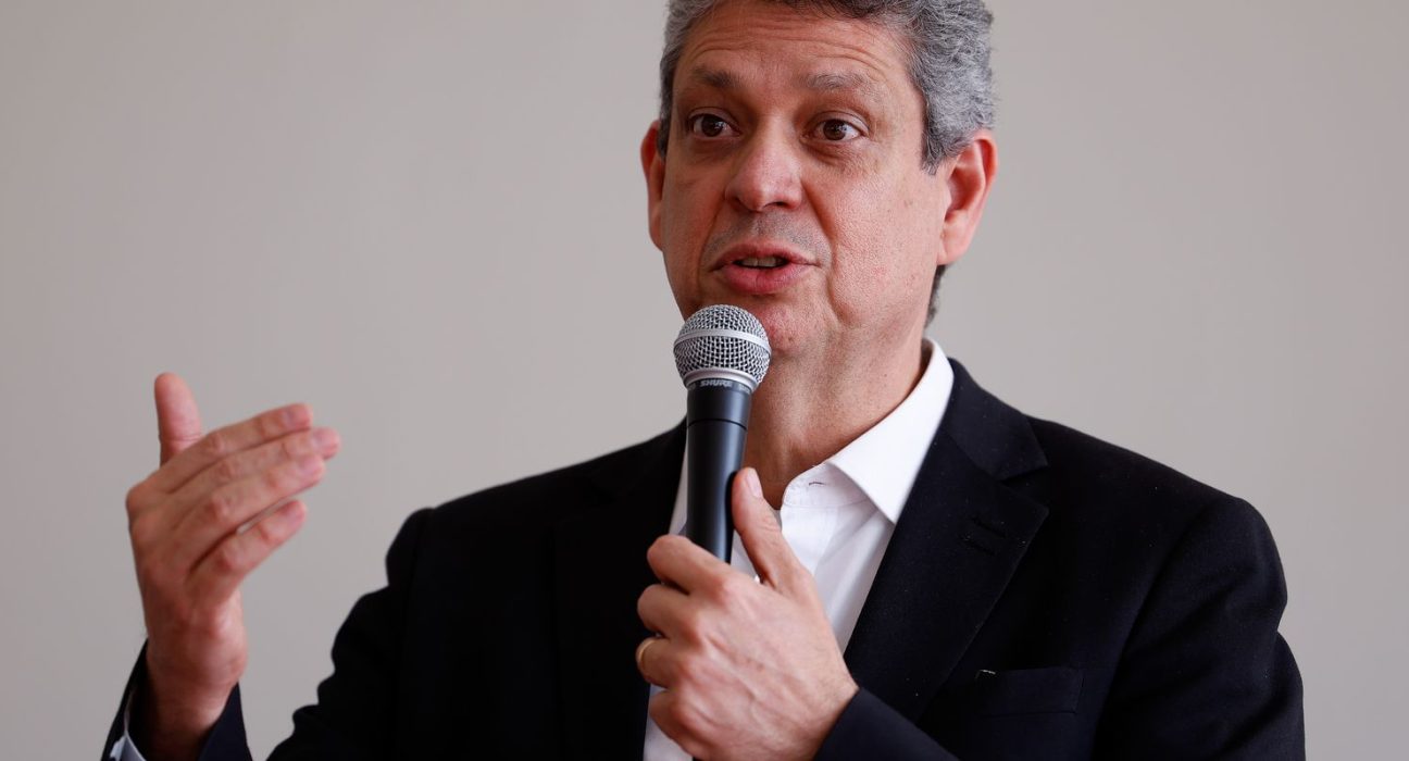 governo-defende-justica-tributaria-e-nao-alta-de-imposto,-diz-ministro