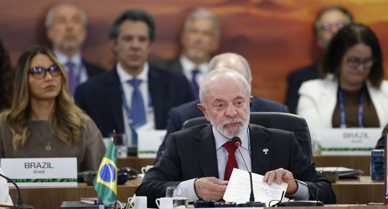 fmi-e-banco-mundial-financiam-paises-ricos,-critica-lula-no-brics