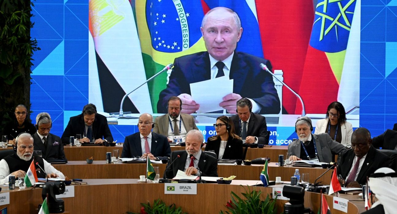 putin-defende-brics-como-organizacao-chave-com-influencia-em-expansao
