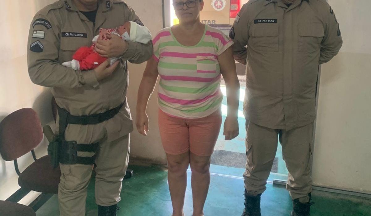 policia-militar-salva-recem-nascido-em-porto-seguro