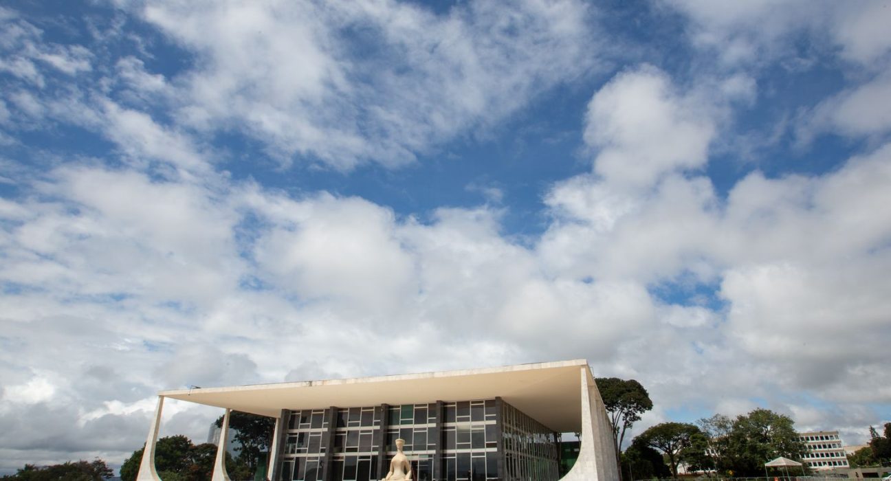 tenente-coronel-nega-ter-recebido-sacola-com-dinheiro-de-mauro-cid 