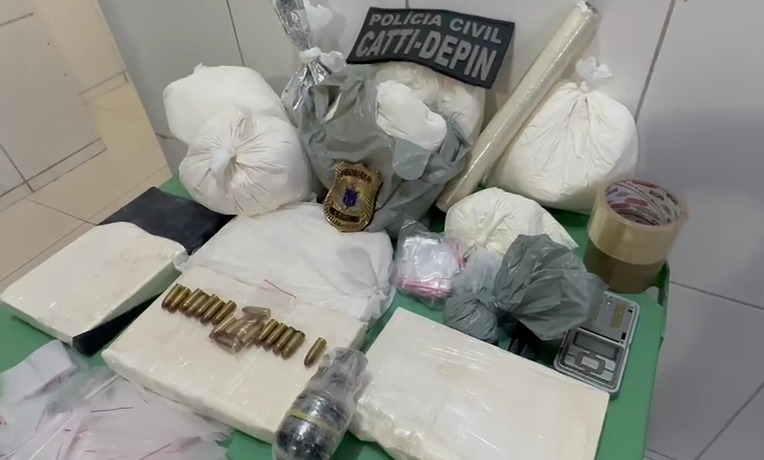 integrantes-de-grupo-criminoso-sao-presos-com-drogas,-municoes-e-granada-em-petrolina-(pe)