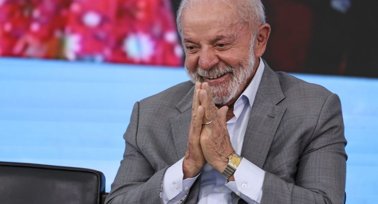 lula-descarta-desafiar-eua,-mas-diz-que-brasil-nao-e-republiqueta