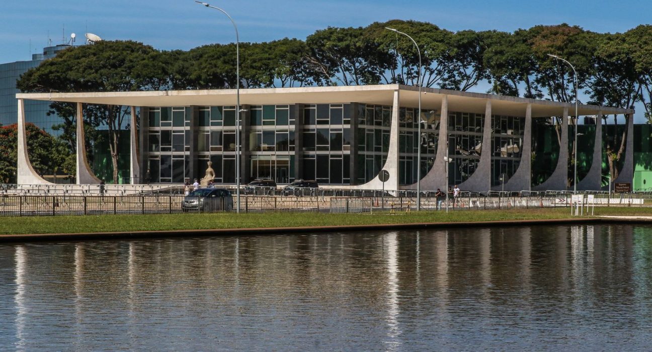 segundo-semestre-no-stf-tera-trama-golpista-e-novo-presidente 