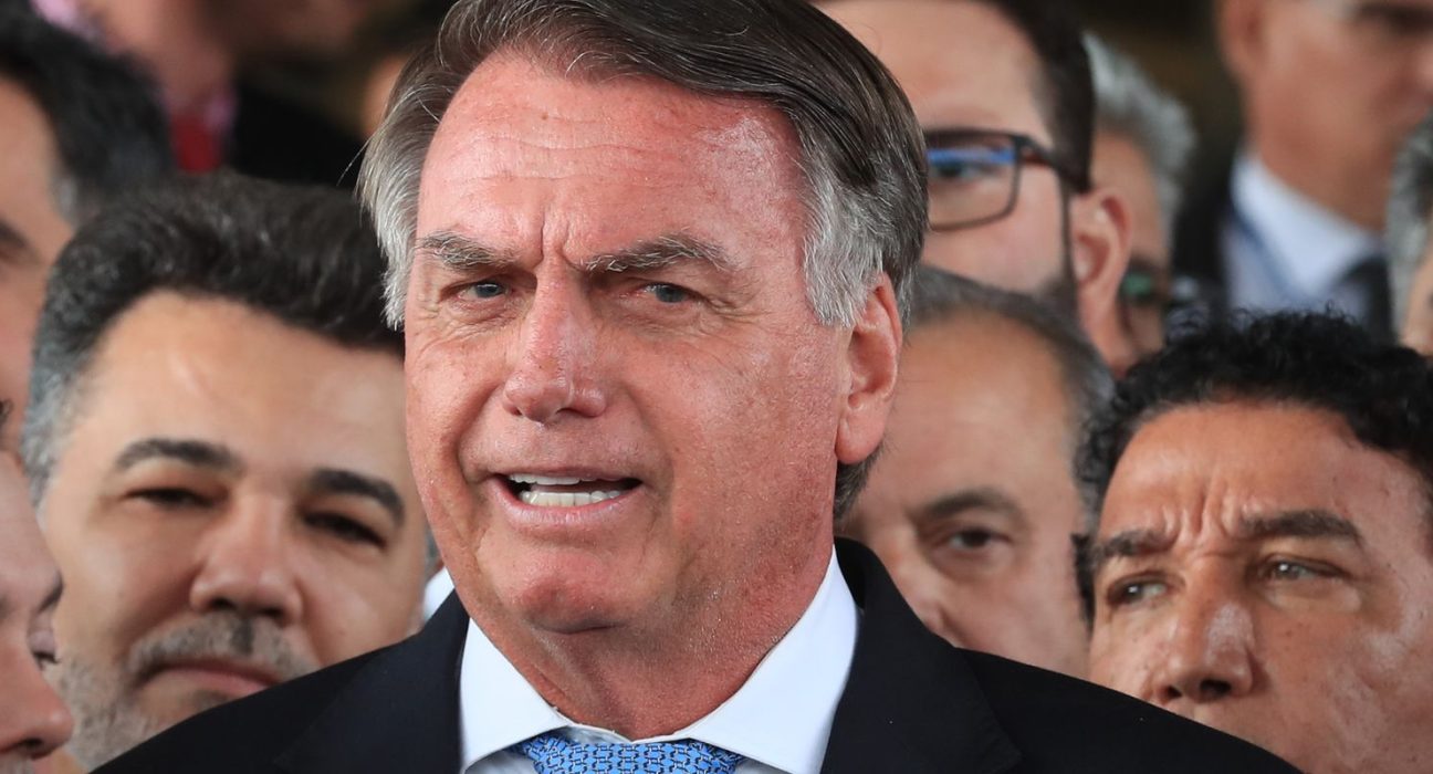 defesa-de-bolsonaro-diz-que-foi-surpreendida-com-prisao-domiciliar