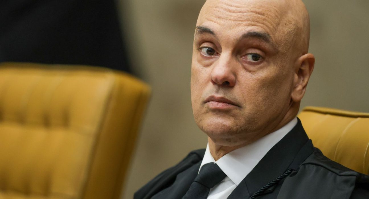 moraes-decreta-prisao-domiciliar-de-bolsonaro