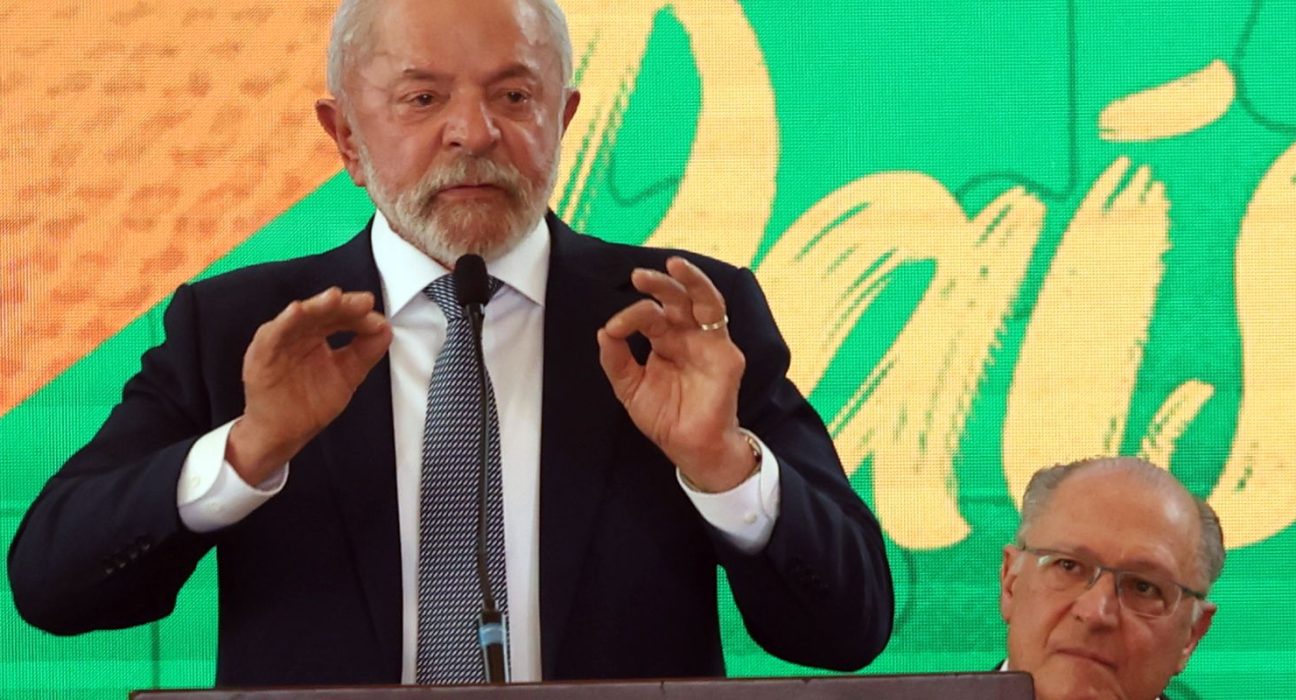 lula-diz-que-vai-convidar-trump-para-a-cop30,-em-belem