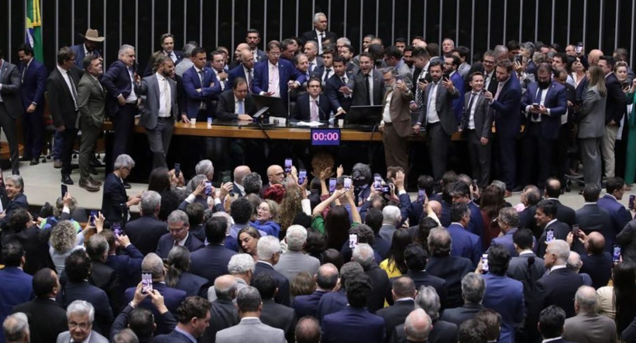 motta:-retomada-do-plenario-da-camara-nao-foi-condicionada-a-anistia