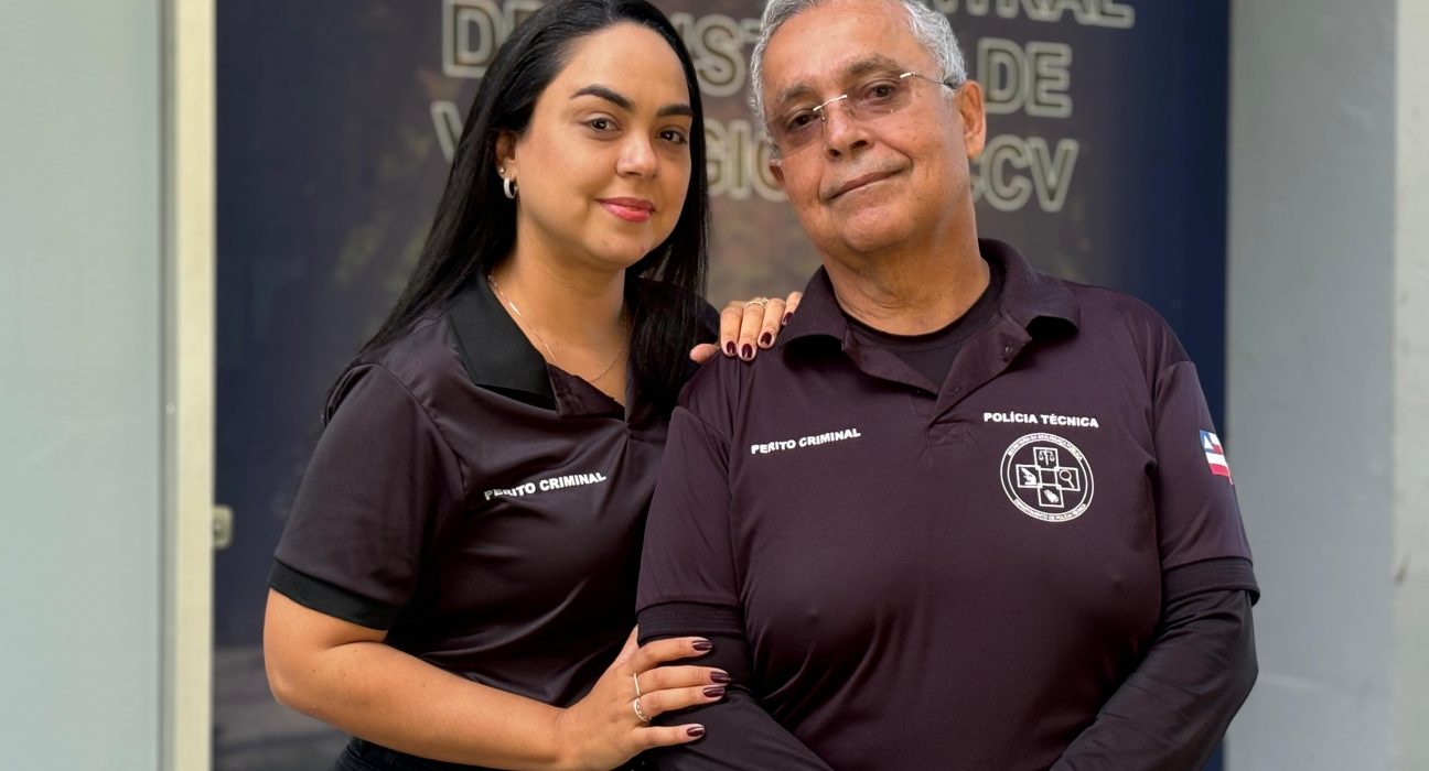 amor-que-vem-de-berco:-filha-segue-exemplo-do-pai-e-se-torna-perita-criminal
