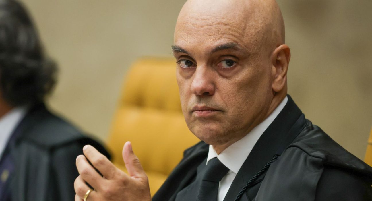 moraes-determina-vigilancia-integral-de-bolsonaro-pela-policia-penal