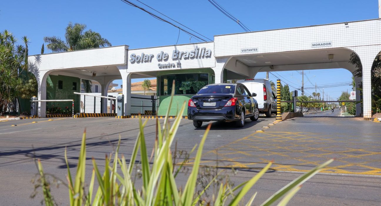 pgr-e-contra-a-presenca-de-agentes-da-pf-dentro-da-casa-de-bolsonaro