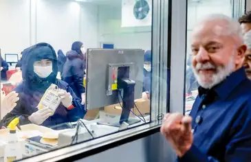 Ricardo Stuckert / PR 14.08.2025 - Presidente da República, Luiz Inácio Lula da Silva, durante visita e inauguração da nova planta de produção de medicamentos hemoderivados da Empresa Brasileira de Hemoderivados e Biotecnologia (Hemobrás). Parque fabril Hemobrás, Goiana-PE Foto: Ricardo Stuckert / PR