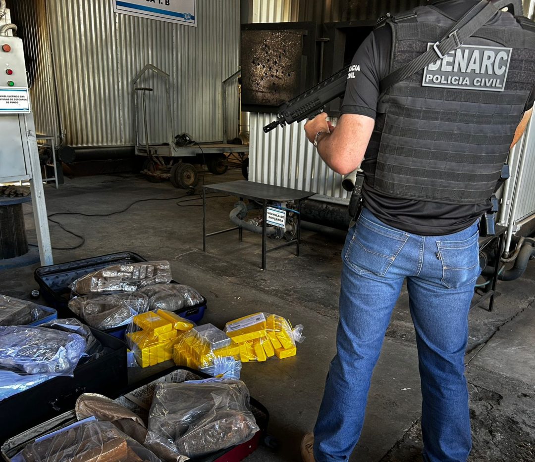 Cerca de 225 quilos de drogas são incinerados em Vitória da Conquista