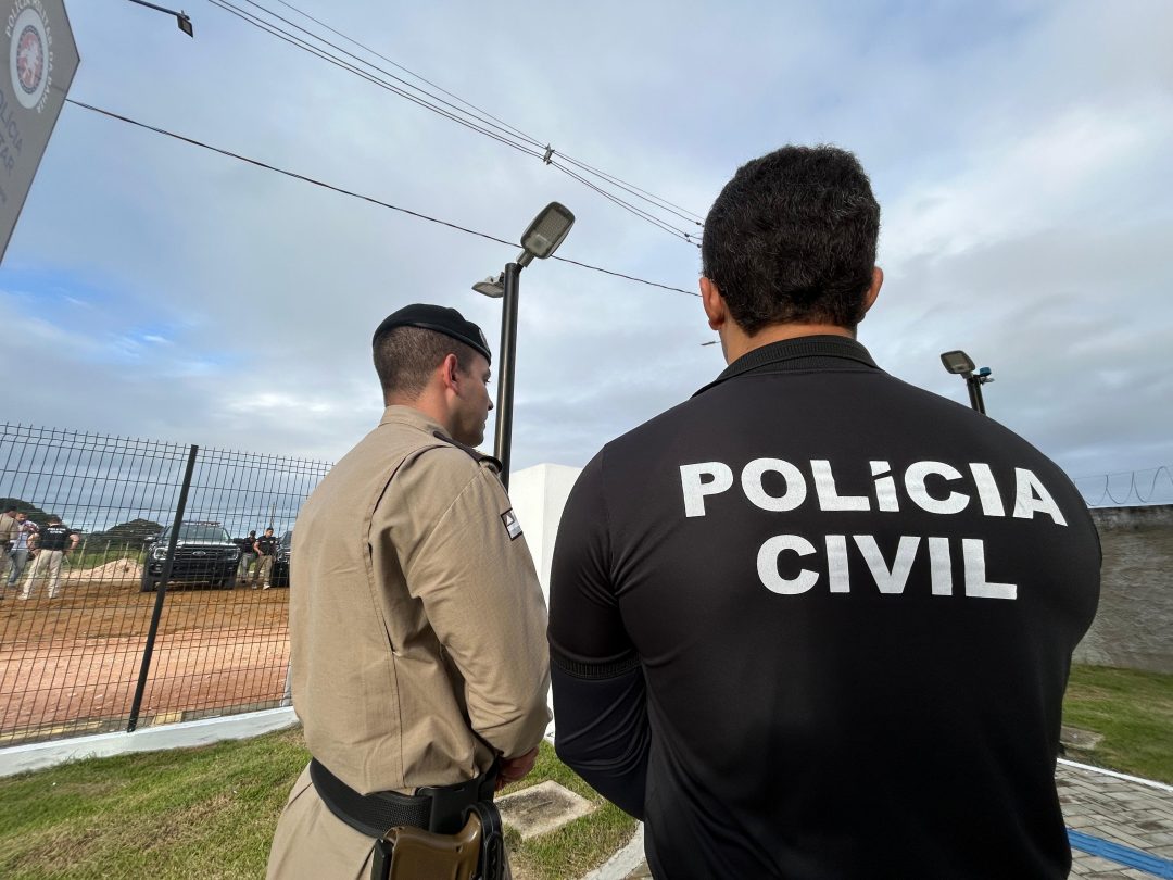 Autoridades estão de costas