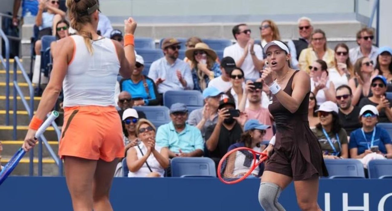 dupla-de-luisa-stefani-vence-3a-seguida-e-vai-as-quartas-do-us-open