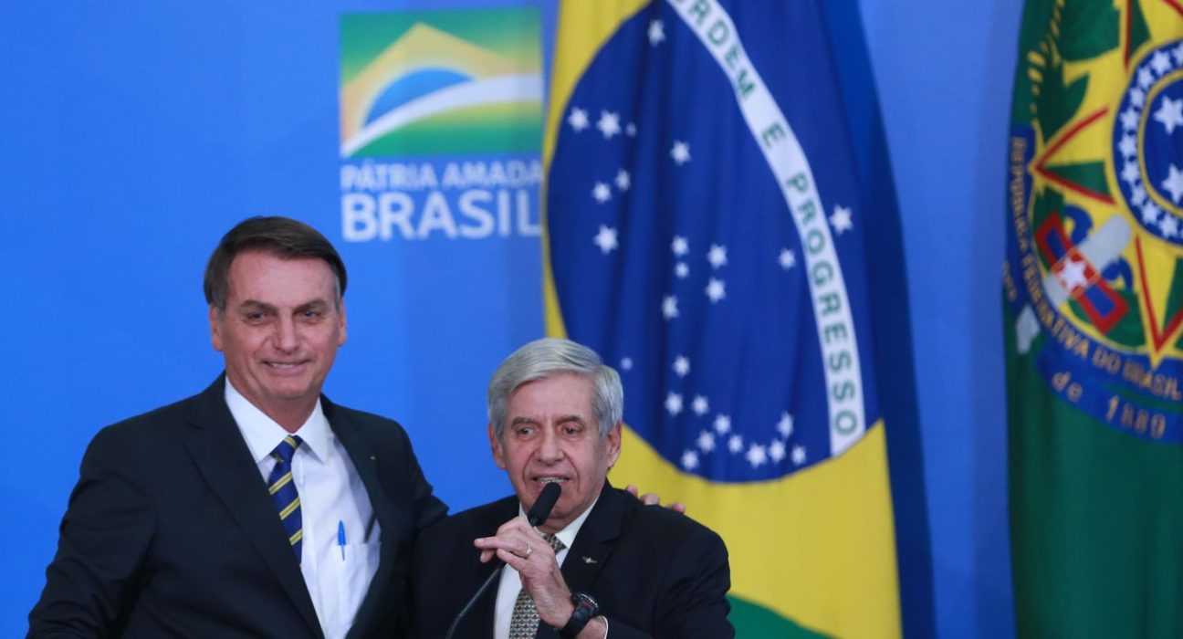 heleno-se-distanciou-de-bolsonaro-e-nao-sabia-de-golpe,-diz-advogado