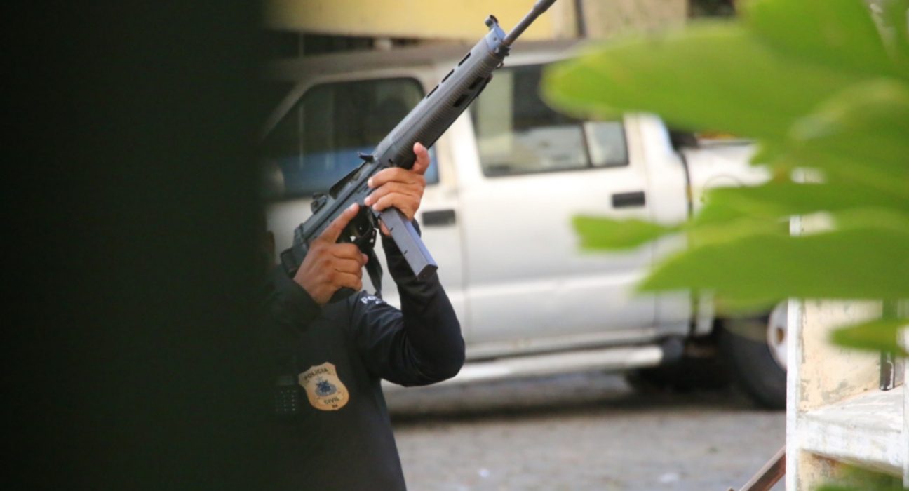 policia-prende-homem-suspeito-de-ser-gerente-do-trafico-de-drogas-em-cruz-das-almas