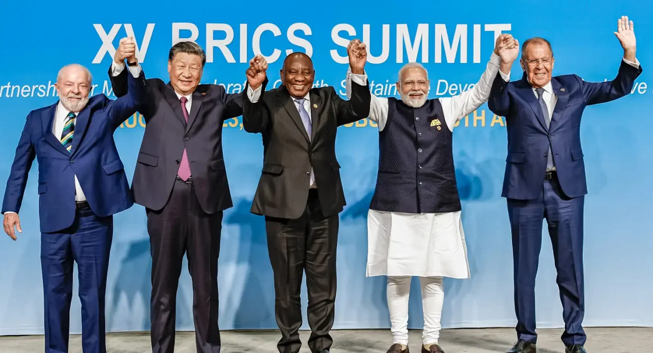 lideres-do-brics-conversam-sobre-tarifaco-e-guerras-em-reuniao-virtual