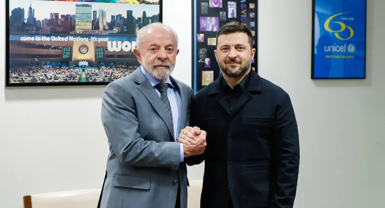 lula-encontra-zelensky-e-diz-que-nao-ha-“saida-militar”-para-guerra