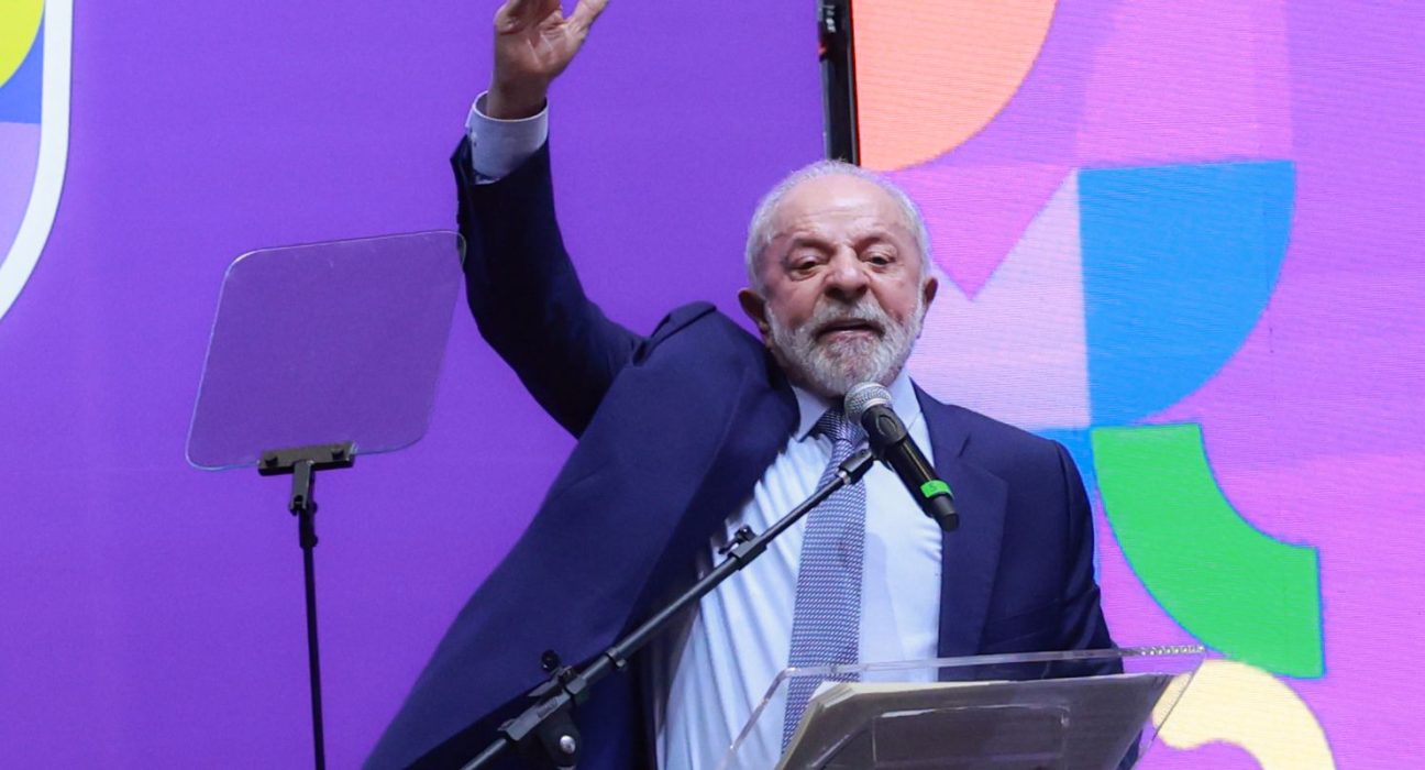 em-conferencia,-lula-diz-que-autoritarismo-teme-as-mulheres