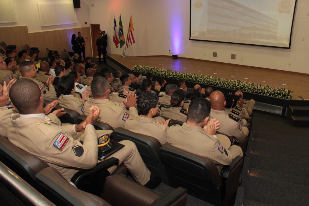 Secretaria da Segurança Pública entrega 75 Medalhas do Mérito Comunitário