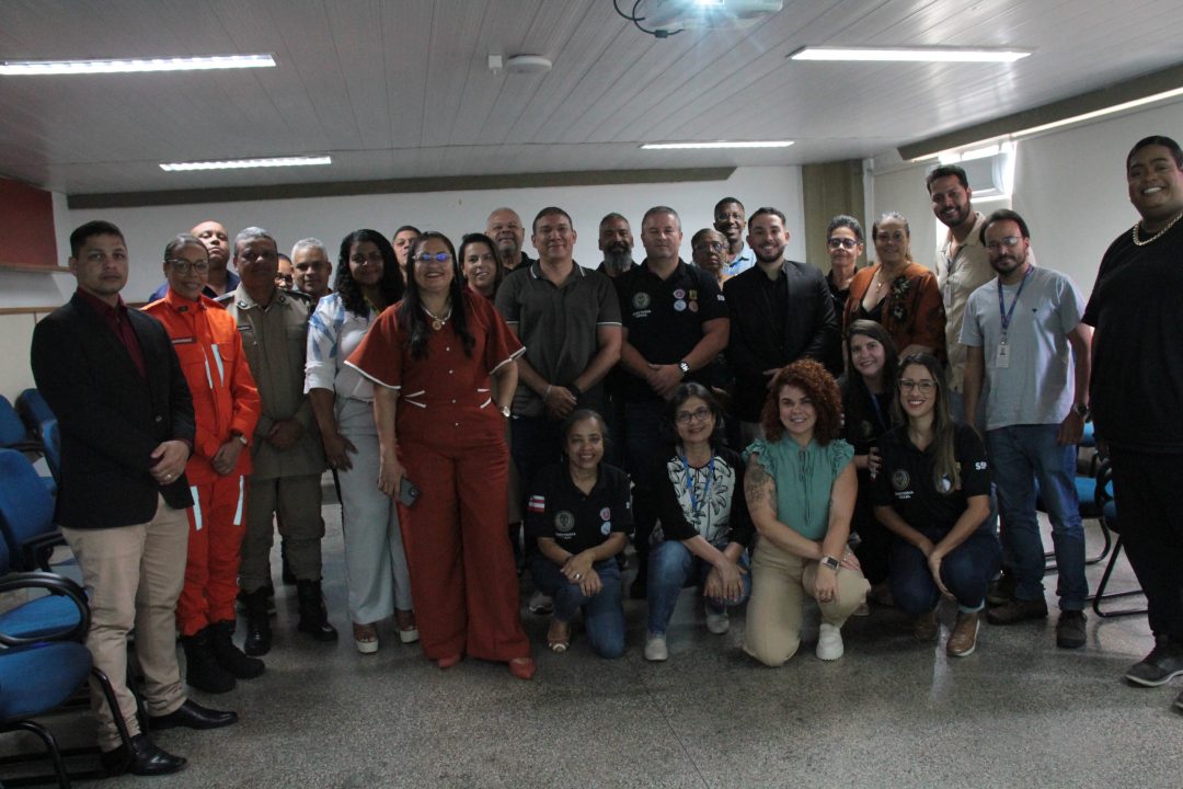 Equipe posa pra foto