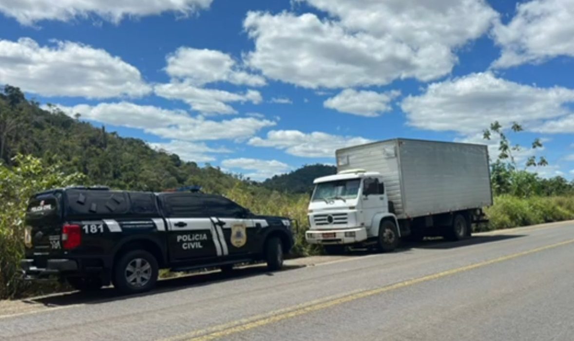 veiculo-e-carga-roubada-sao-recuperados-em-ibirapitanga