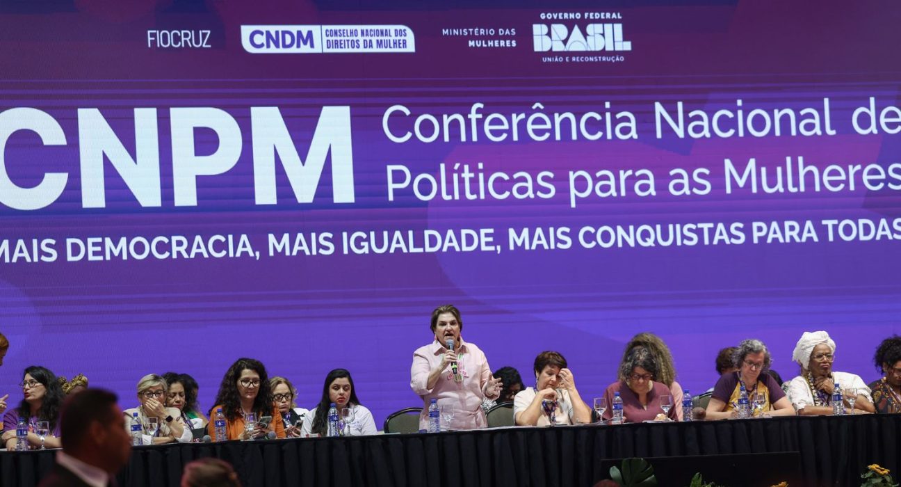 conferencia-das-mulheres-faz-alerta-sobre-cancer-de-mama