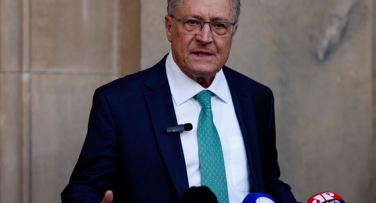 “estamos-muito-otimistas”,-diz-alckmin-apos-conversa-de-lula-e-trump