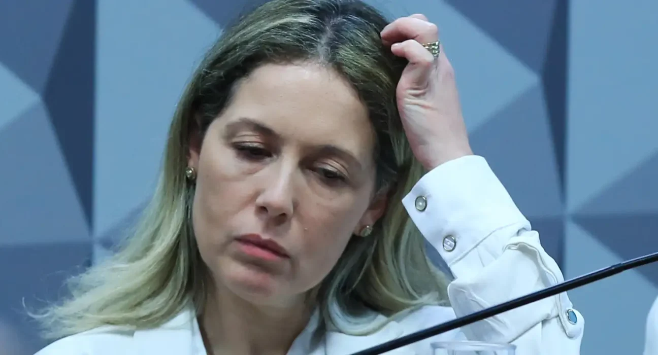 mulher-de-ex-procurador-geral-do-inss-fica-em-silencio-na-cpmi