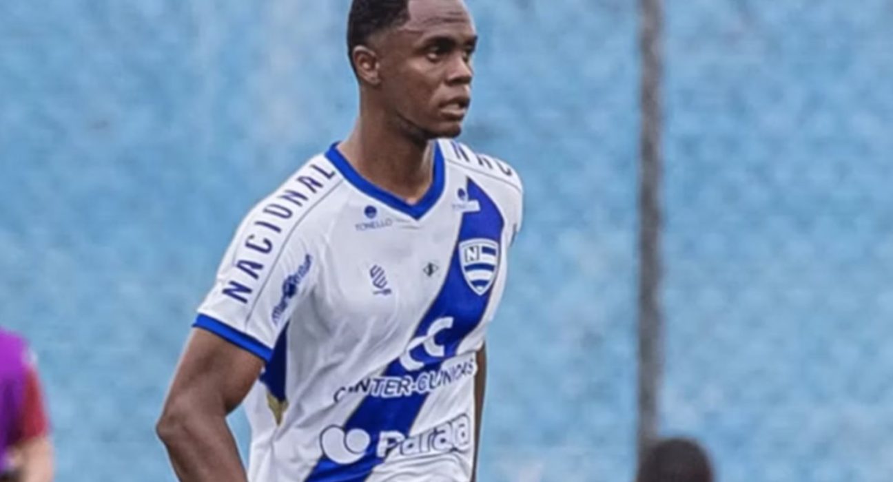 no-parana,-jogador-vitima-de-racismo-leva-punicao-maior-que-agressor