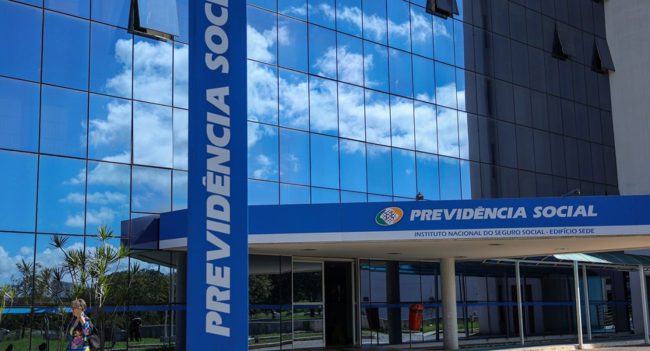 dino-vota-para-anular-regra-que-reduziu-aposentadoria-por-invalidez