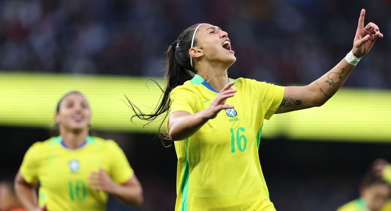com-uma-a-menos,-selecao-feminina-vence-amistoso-contra-inglaterra