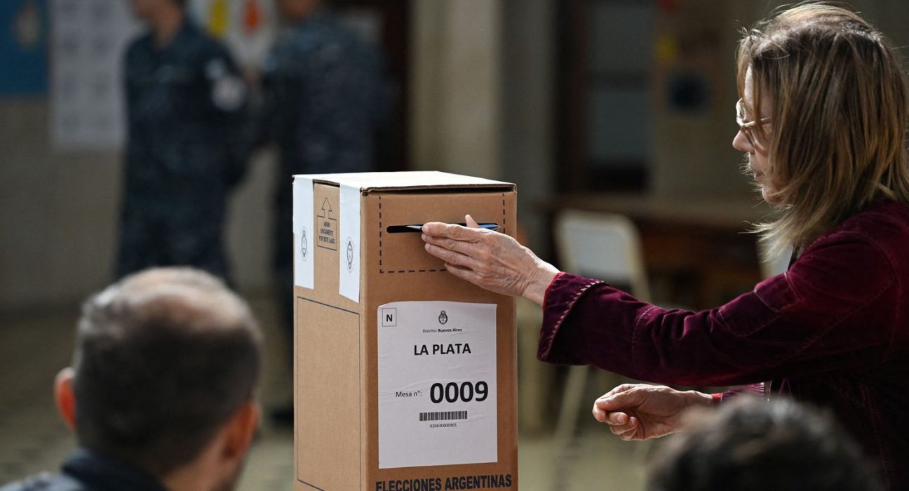 argentinos-vao-as-urnas-para-renovar-camara-e-senado