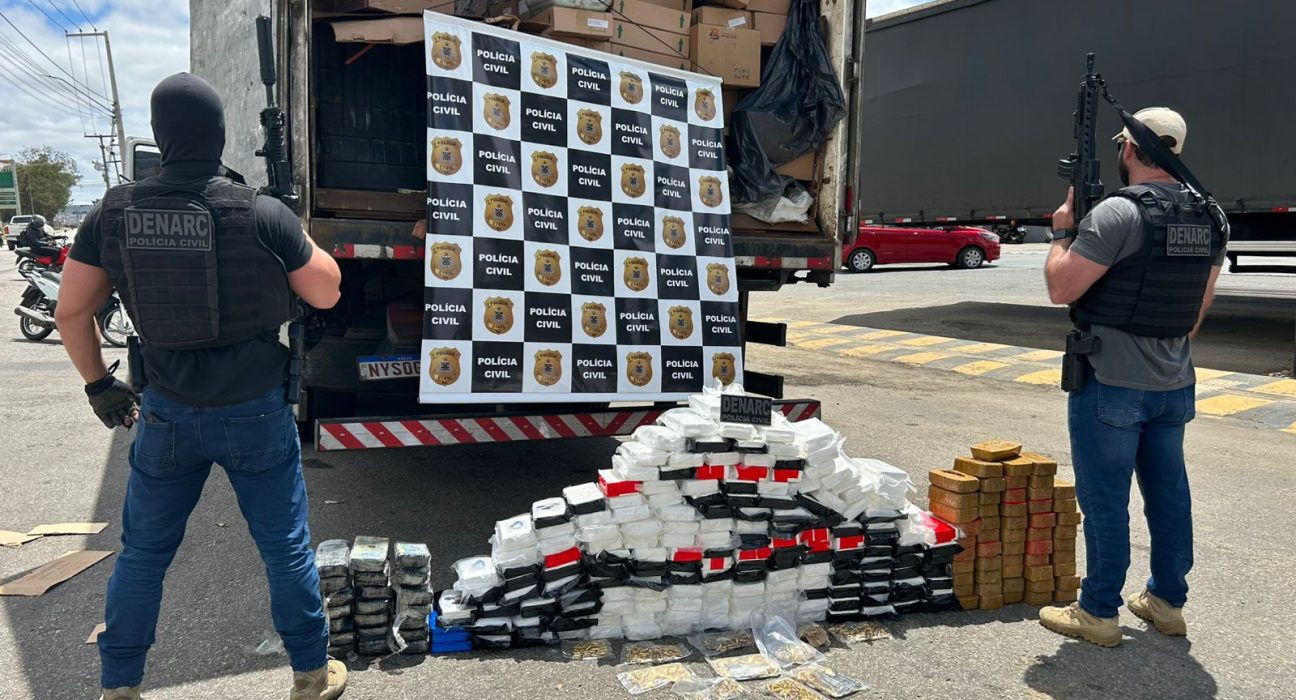 policia-civil-apreende-250-quilos-de-drogas-que-sairam-de-sao-paulo-com-destino-a-vitoria-da-conquista