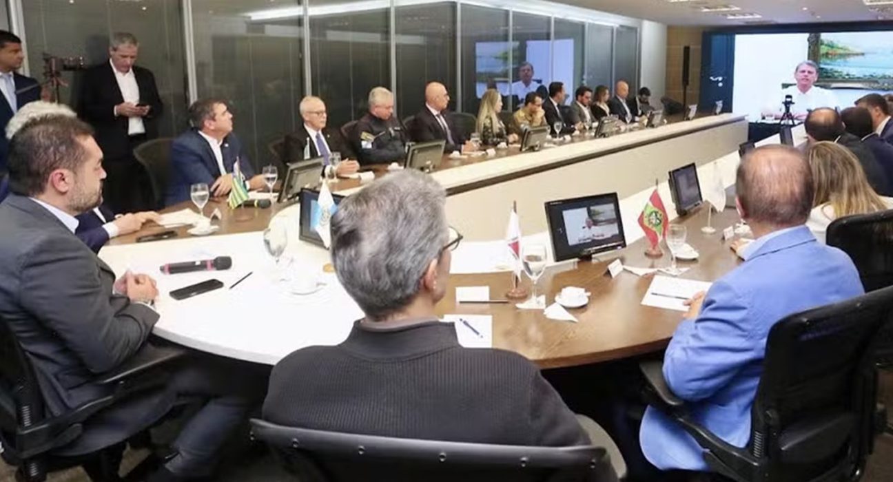 sete-governadores-anunciam-“consorcio-da-paz”-apos-operacao-no-rio