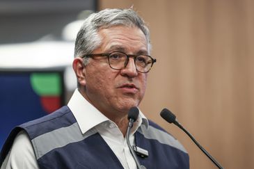 Brasília (DF), 30/09/2025 – O ministro Alexandre Padilha (Saúde), durante entrevista para falar sobre os casos de bebidas alcoólicas adulteradas com metanol, agora concentradas no estado de São Paulo, devem transcender os limites do estado.  Foto: José Cruz/Agência Brasil