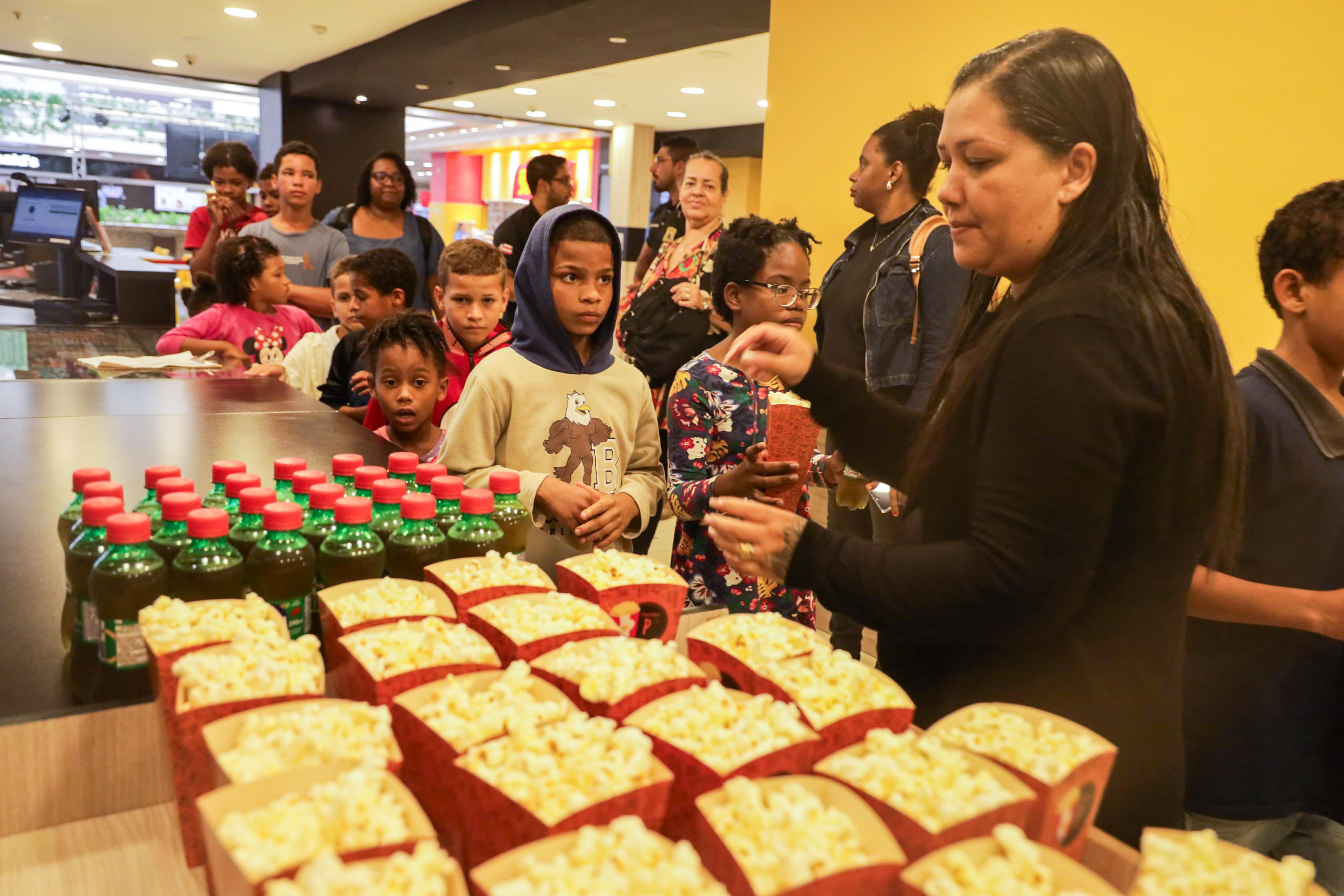 “Tela que Protege” leva aprendizado e diversão ao cinema do Shopping Center Lapa
