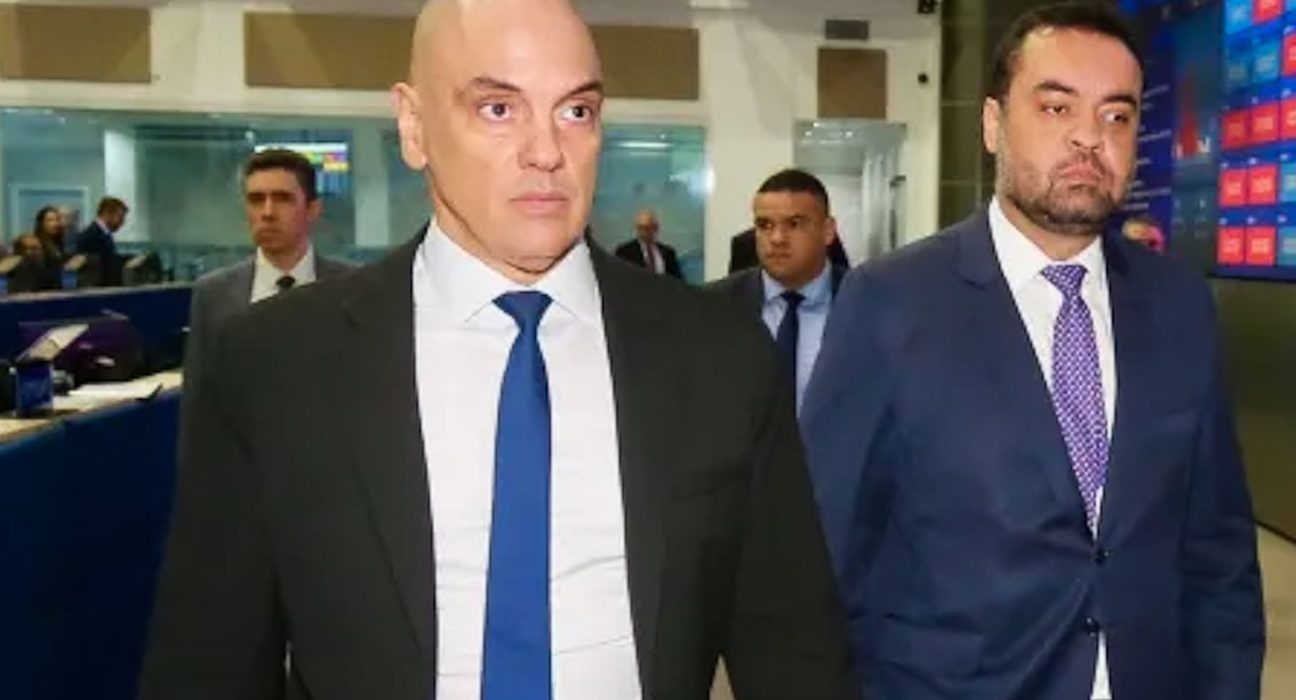 castro-e-moraes-discutem-operacao-e-retomada-de-territorios-no-rio