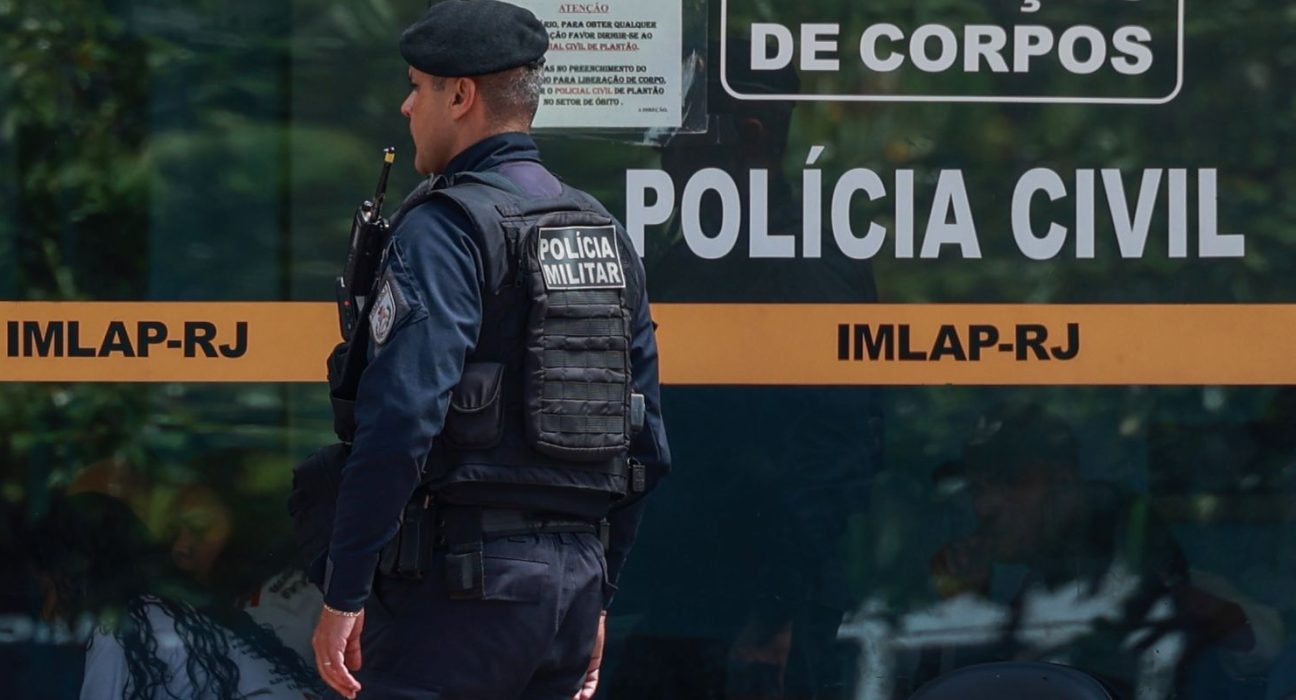 castro-defende-no-stf-operacao-que-deixou-mais-de-120-mortos-no-rio