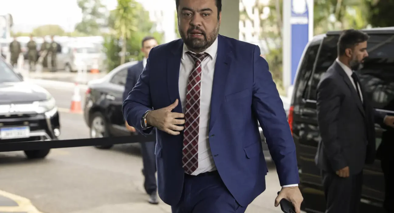 tse-inicia-julgamento-que-pode-cassar-governador-do-rio-de-janeiro