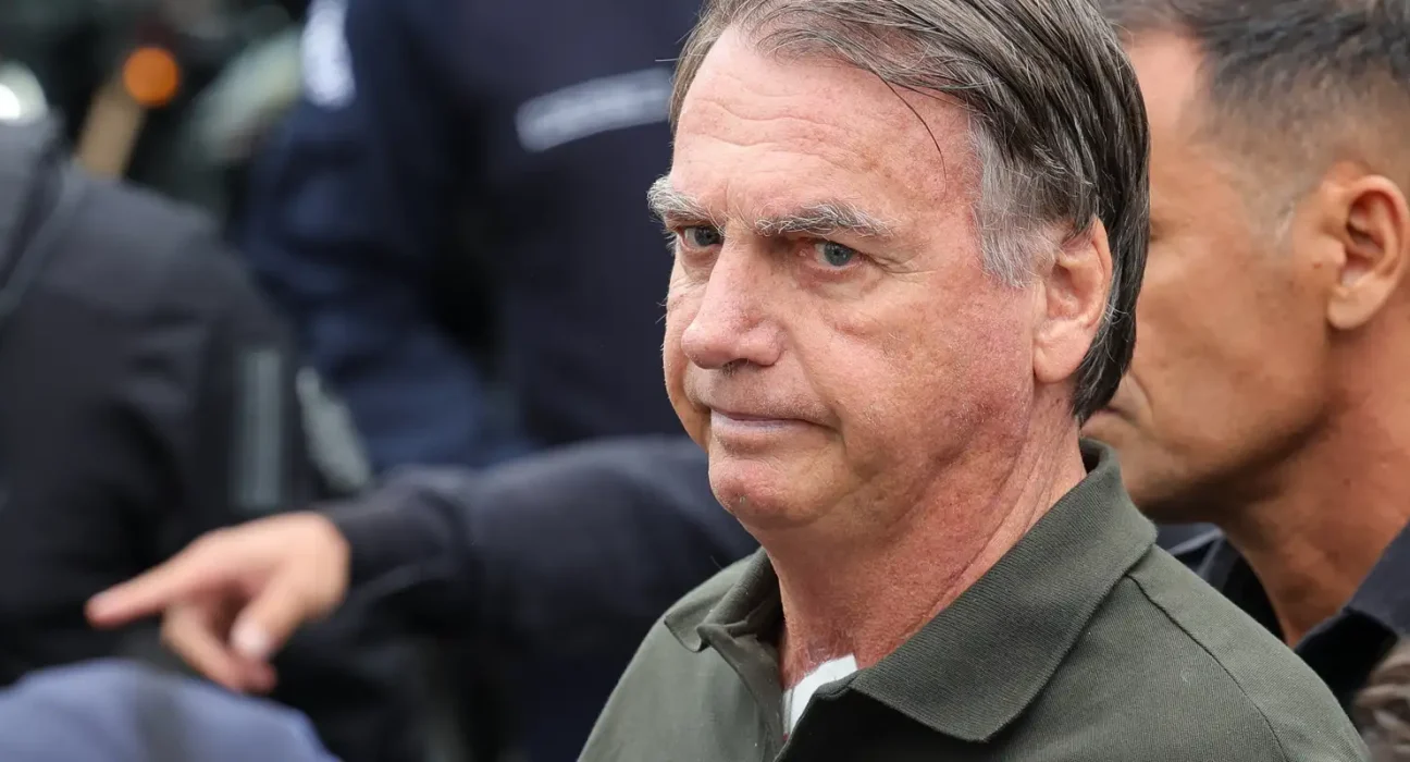 por-unanimidade,-stf-mantem-condenacao-de-bolsonaro-e-aliados
