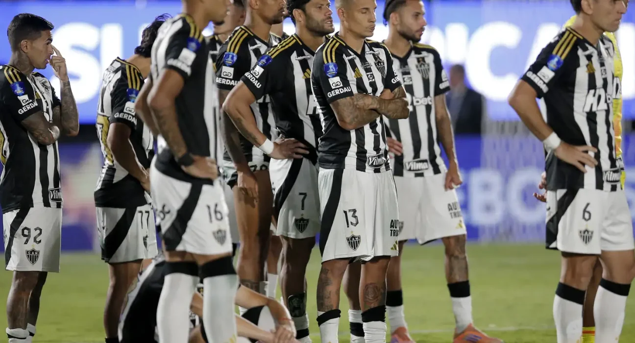 lanus-supera-atletico-mg-nos-penaltis-e-e-bicampeao-da-sul-americana