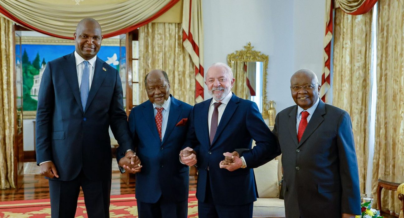 brasil-e-mocambique-assinam-acordos-para-fortalecer-o-pais-africano