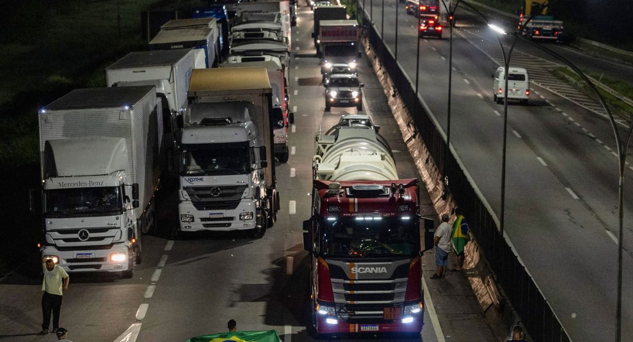 mpf-processa-caminhoneiros-que-bloquearam-via-dutra-em-2022 