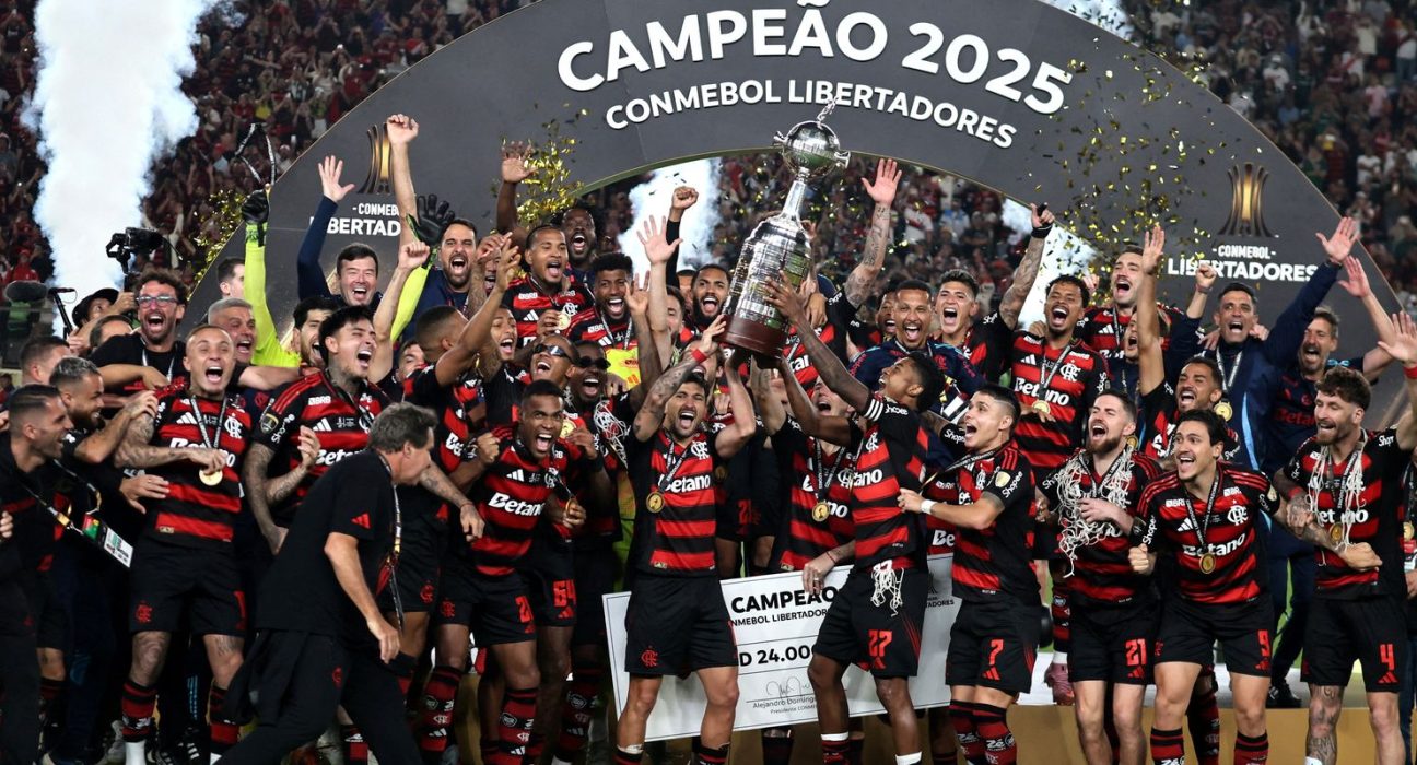 flamengo-vence-palmeiras-e-vira-1o-brasileiro-tetra-da-libertadores