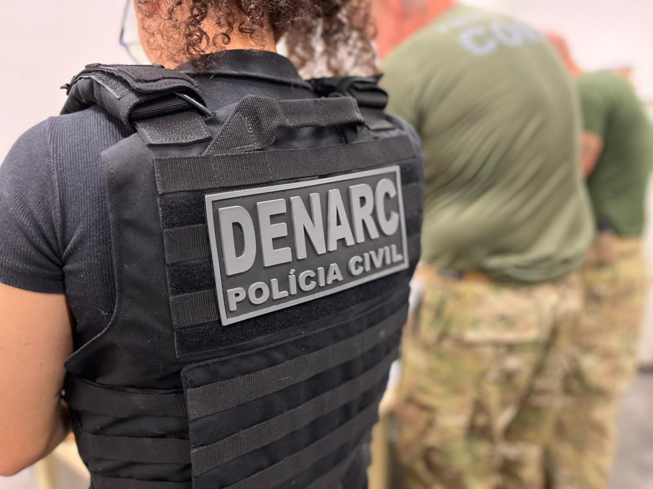 Polícia incinera uma tonelada de drogas retiradas de Salvador e Feira de Santana