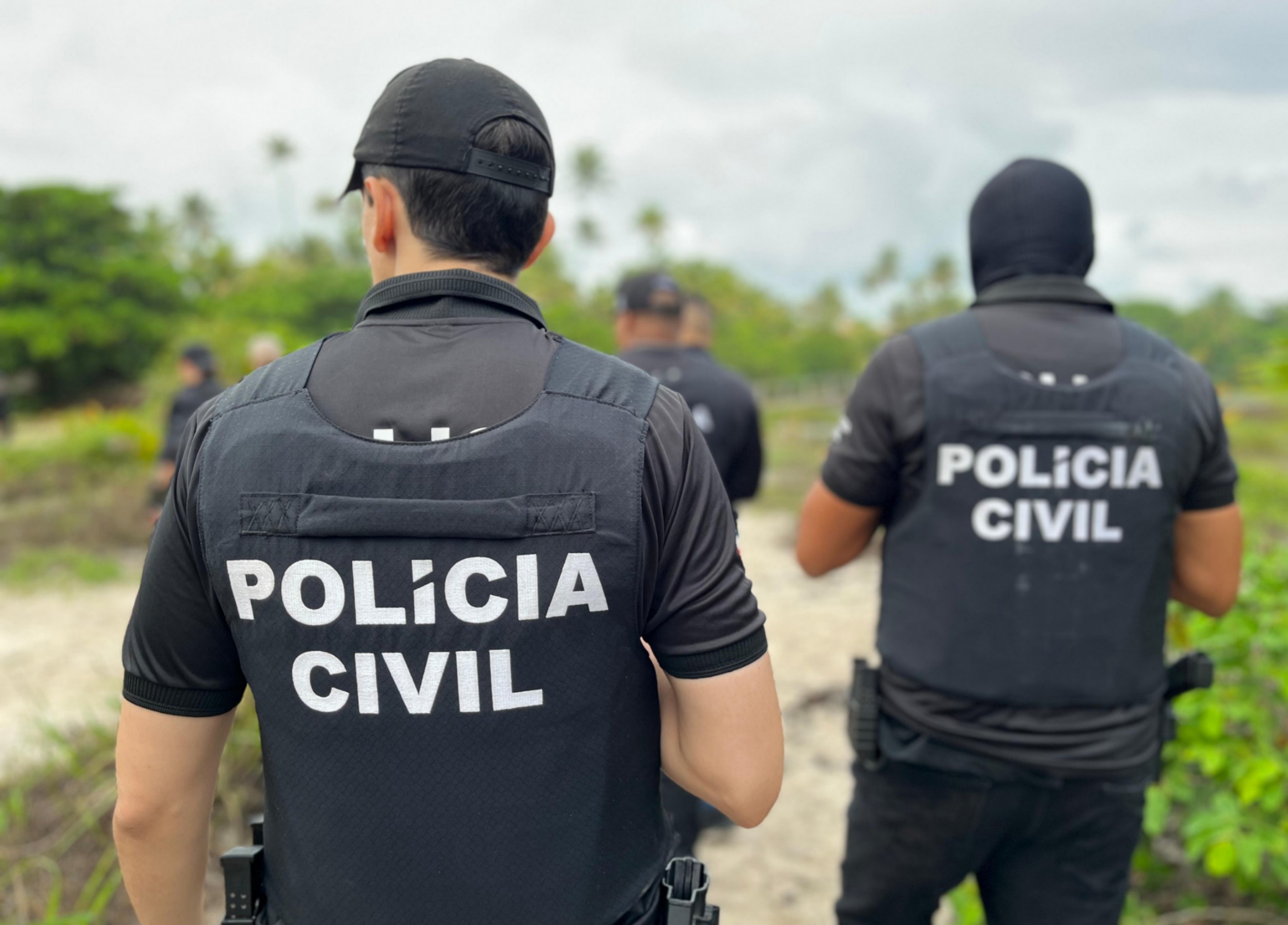 Suspeito de tentar feminicídio contra ex-companheira é localizado e preso em Lauro de Freitas