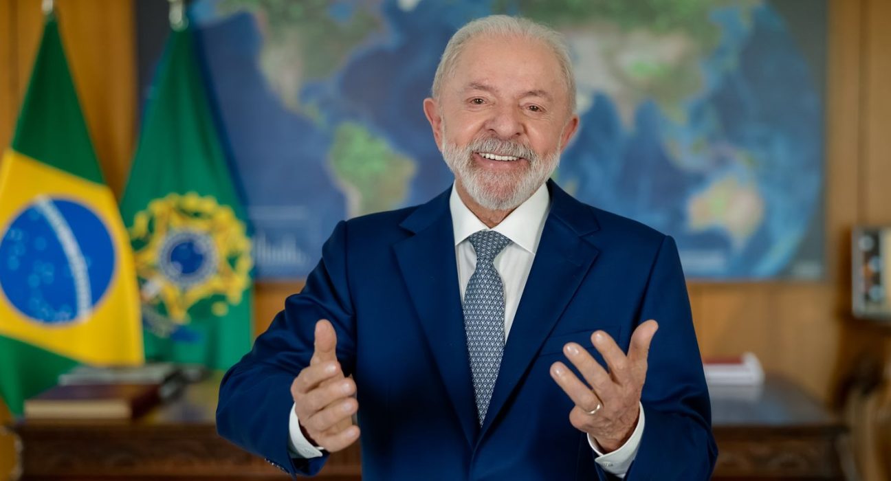 isencao-do-ir-injeta-r$-28-bilhoes-na-economia,-diz-lula