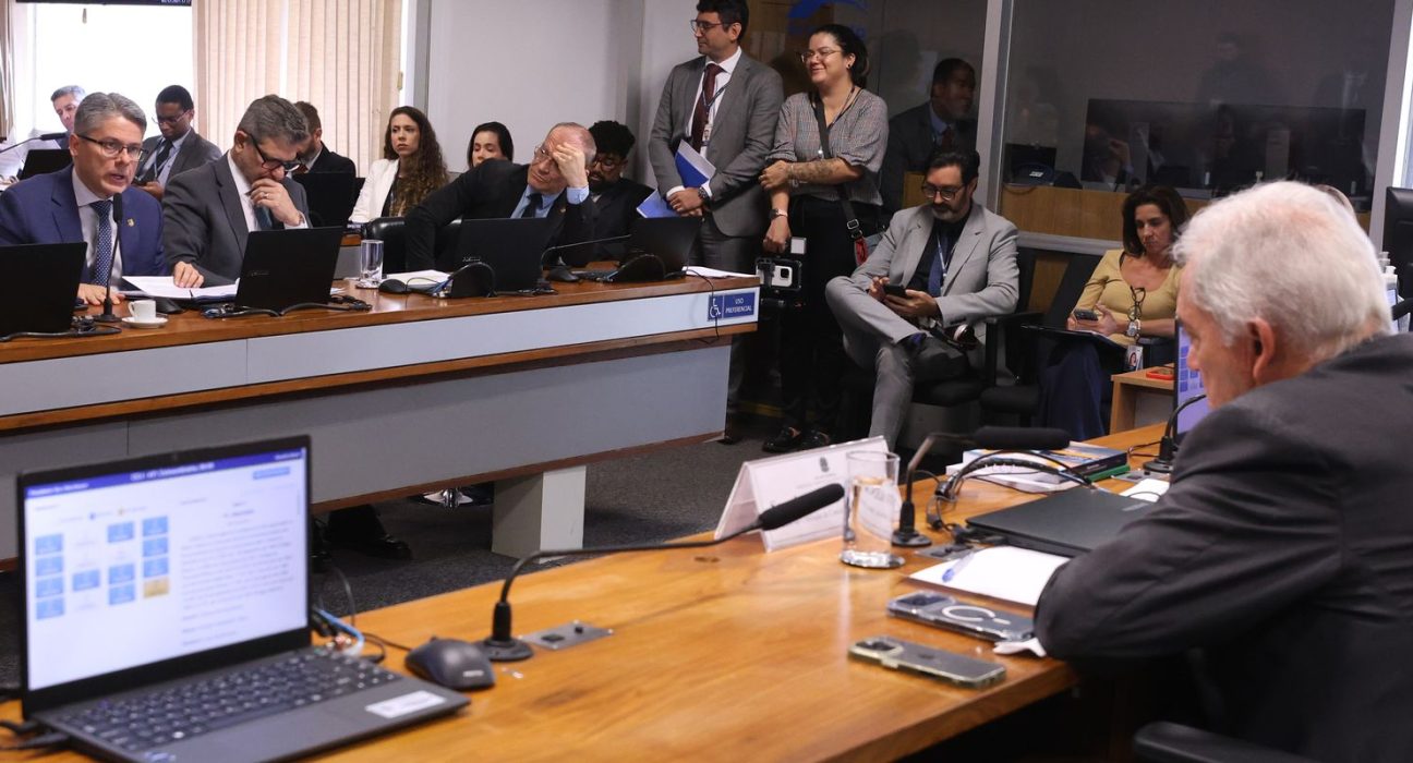 ccj-do-senado-adia-votacao-do-pl-antifaccao-para-10-de-dezembro